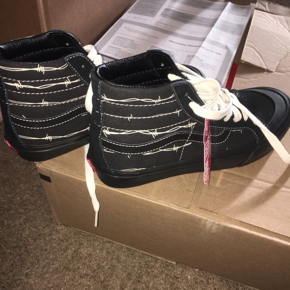 vans sk8 hi barbed wire